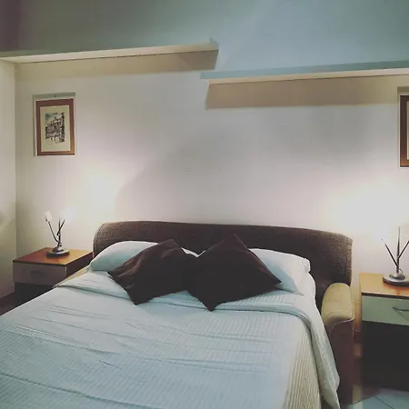 بيت ضيافة Suites Holiday Rooms روما