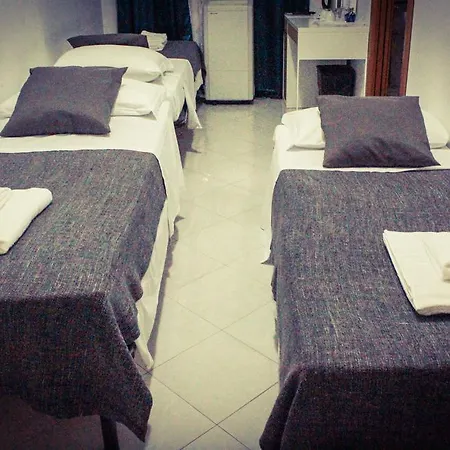 Guest house Suites Holiday Rooms Rome