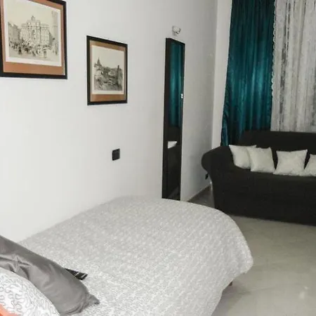 Suites Holiday Rooms * Rome