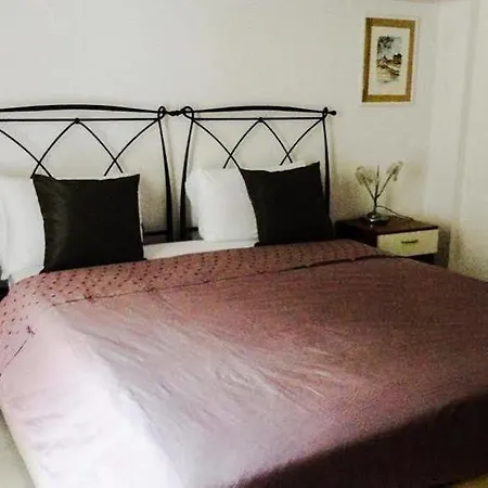 Suites Holiday Rooms Guest house *