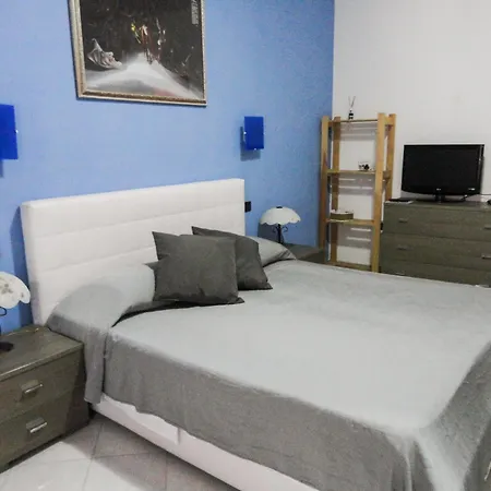 Suites Holiday Rooms Guest house