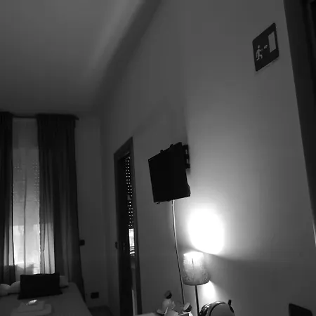 Affittacamere Suites Holiday Rooms *