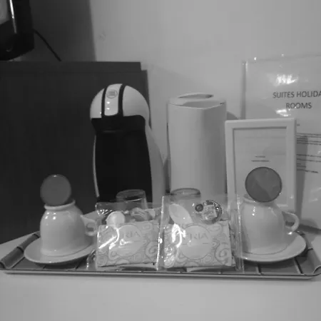 Suites Holiday Rooms Affittacamere *