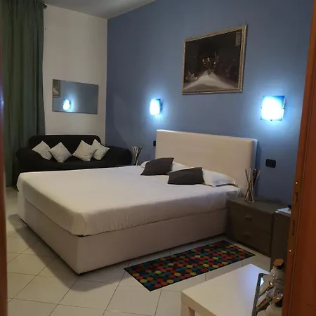 Suites Holiday Rooms Rome