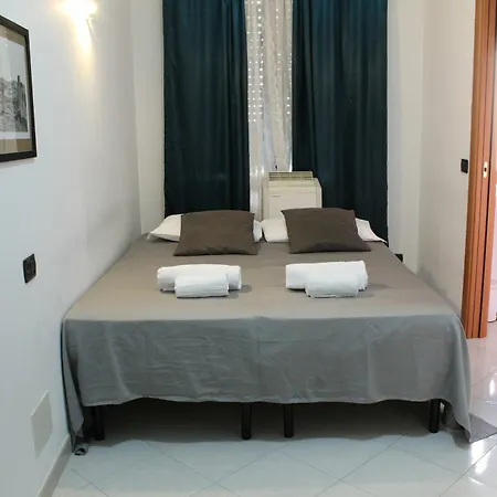 Suites Holiday Rooms Affittacamere *