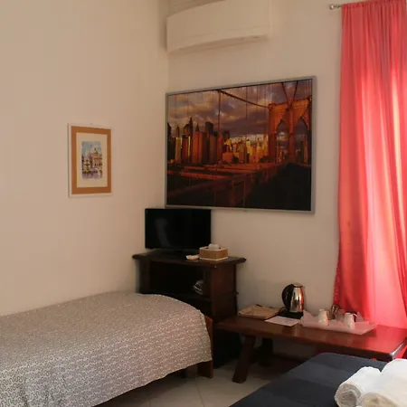 Guest house Suites Holiday Rooms Rome